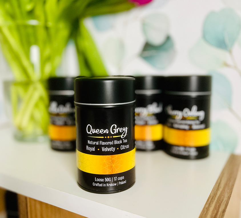 Queen Blue Earl Grey Leo Tea w eleganckich opakowaniach – puszka, doypack i kubek